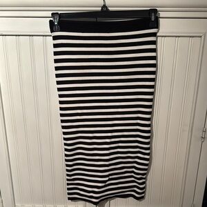 MICHAEL Michael Kors Black and White Maxi Pencil Skirt
